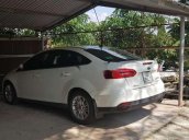 Bán xe Ford Focus đời 2018, màu trắng