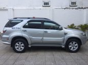 Cần bán xe Toyota Fortuner 2010, giá tốt