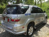 Cần bán xe Toyota Fortuner 2010, giá tốt