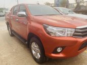 Toyota Hilux 2.4E 2017 chạy lướt, hỗ trợ vay 75%