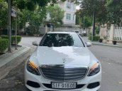 Cần bán gấp Mercedes C250 Exclusive sản xuất năm 2016, màu trắng