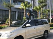 Cần bán Toyota Innova E năm sản xuất 2015