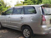 Chính chủ bán Toyota Innova đời 2010, màu bạc