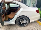 Giá Mercedes E300 AMG 2020, thông số kỹ thuật, hình ảnh, giảm 100% trước bạ, tặng bảo hiểm, tháng 12/2020