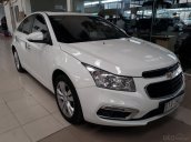 Bán Chevrolet Cruze LTZ 1.8AT màu trắng, số tự động, sản xuất 2016 mẫu mới