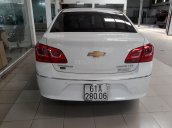 Bán Chevrolet Cruze LTZ 1.8AT màu trắng, số tự động, sản xuất 2016 mẫu mới