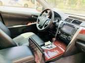 Bán Toyota Camry 2.5Q model 2014 màu vàng cát, chính chủ đẹp xuất sắc