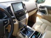 Bán Toyota Land Cruiser VX 4.6 nhập Nhật Bản màu vàng, sản xuất 2016, biển Hà Nội