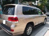 Bán Toyota Land Cruiser VX 4.6 nhập Nhật Bản màu vàng, sản xuất 2016, biển Hà Nội