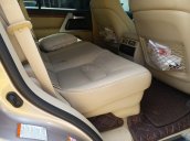 Bán Toyota Land Cruiser VX 4.6 nhập Nhật Bản màu vàng, sản xuất 2016, biển Hà Nội