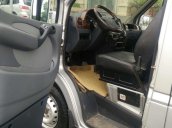 Cần bán gấp Mercedes 2010, màu bạc