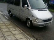 Cần bán gấp Mercedes 2010, màu bạc