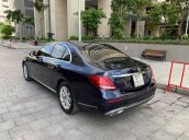 Bán xe Mercedes E200 đăng kí 2018 còn bảo hành chính hãng. Trả trước 500 triệu nhận xe ngay