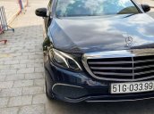 Bán xe Mercedes E200 đăng kí 2018 còn bảo hành chính hãng. Trả trước 500 triệu nhận xe ngay