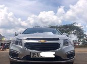 Cần bán Chevrolet Cruze MT đời 2017, màu bạc, giá 380tr