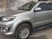 Cần bán gấp Toyota Fortuner 2.7V AT sản xuất năm 2013  