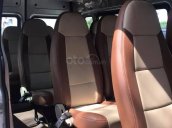 Cần bán gấp Ford Transit MT sản xuất năm 2015, màu bạc 