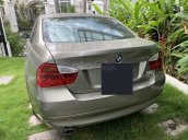 Cần bán xe BMW 320i, sản xuất 2007, số tự động, màu xám