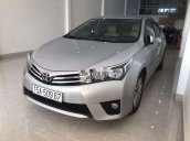 Cần bán Toyota Corolla Altis sản xuất năm 2014, màu bạc còn mới, giá 600tr