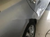 Cần bán Toyota Vios AT đời 2018, màu bạc