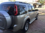 Bán Ford Everest 2010, màu bạc còn mới