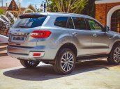 Ford Everest Titanium 4x4, 4X2 KM khủng nhất thị trường, vay NH 90%, 230tr lấy xe ngay giao xe tận nhà