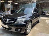 Cần bán Mercedes GLK 300 sản xuất năm 2010, màu đen, nhập khẩu 