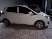 Cần bán Hyundai Grand i10 MT đời 2015, màu trắng, nhập khẩu nguyên chiếc