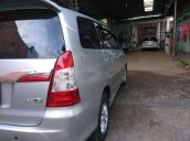 Gia đình bán Toyota Innova đời 2014, màu xám, 515tr