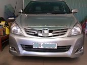 Bán xe Toyota Innova năm sản xuất 2010, màu bạc