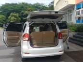 Cần bán xe Suzuki Ertiga năm sản xuất 2017, màu trắng còn mới