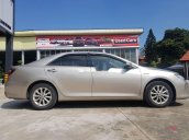 Bán ô tô Toyota Camry 2.0E đời 2016 số tự động, giá tốt