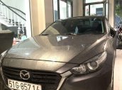 Cần bán Mazda 3 đời 2018, màu xám, xe nhập, xe gia đình 