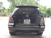 Cần bán Mercedes GLK 300 sản xuất năm 2010, màu đen, nhập khẩu 