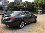 Xe chính chủ bán Mercedes C250 Exclusive model 2018, màu xanh Cavansite, nội thất kem