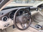 Xe chính chủ bán Mercedes C250 Exclusive model 2018, màu xanh Cavansite, nội thất kem