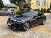 Xe chính chủ bán Mercedes C250 Exclusive model 2018, màu xanh Cavansite, nội thất kem