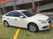 Bán Chevrolet Cruze đời 2016, màu trắng, xe gia đình