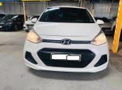 Bán Hyundai Grand i10 đời 2017, số sàn 1.2, bản base, màu trắng, xe nhập, 338tr