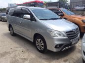 Bán Toyota Innova 2.0E 4x2 MT năm 2016, màu bạc mới 90%