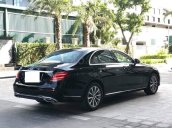 Bán Mercedes E200 màu đen/đen, sản xuất 2018, biển Hà Nội