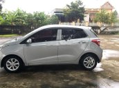 Cần bán Hyundai Grand i10 1.0 MT  2017, màu bạc, xe nhập