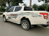 Cần bán gấp Mitsubishi Triton AT sản xuất 2016, màu trắng, xe nhập như mới, giá 470tr