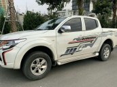 Cần bán gấp Mitsubishi Triton AT sản xuất 2016, màu trắng, xe nhập như mới, giá 470tr