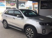 Bán ô tô Kia Sorento GATH 2.4AT đời 2016, màu bạc số tự động, giá tốt