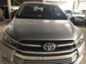 Bán ô tô Toyota Innova năm sản xuất 2016, màu bạc, giá tốt