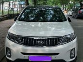 Cần bán gấp Kia Sorento đời 2018, màu trắng