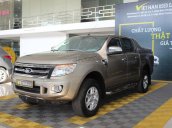 Ford Ranger XLT 2.2MT 2014, vàng cát, trả góp