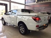 Bán Mazda BT 50 2.2L 4x4 MT năm sản xuất 2019, màu trắng, xe nhập, giá 590tr