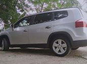 Cần bán Chevrolet Orlando năm sản xuất 2013, màu bạc, chính chủ 